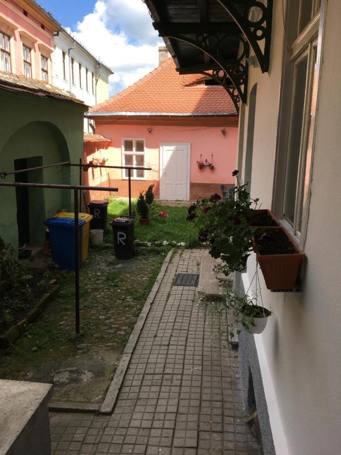 House Centrul Istoric Ll Apartman Nagyszeben Kültér fotó